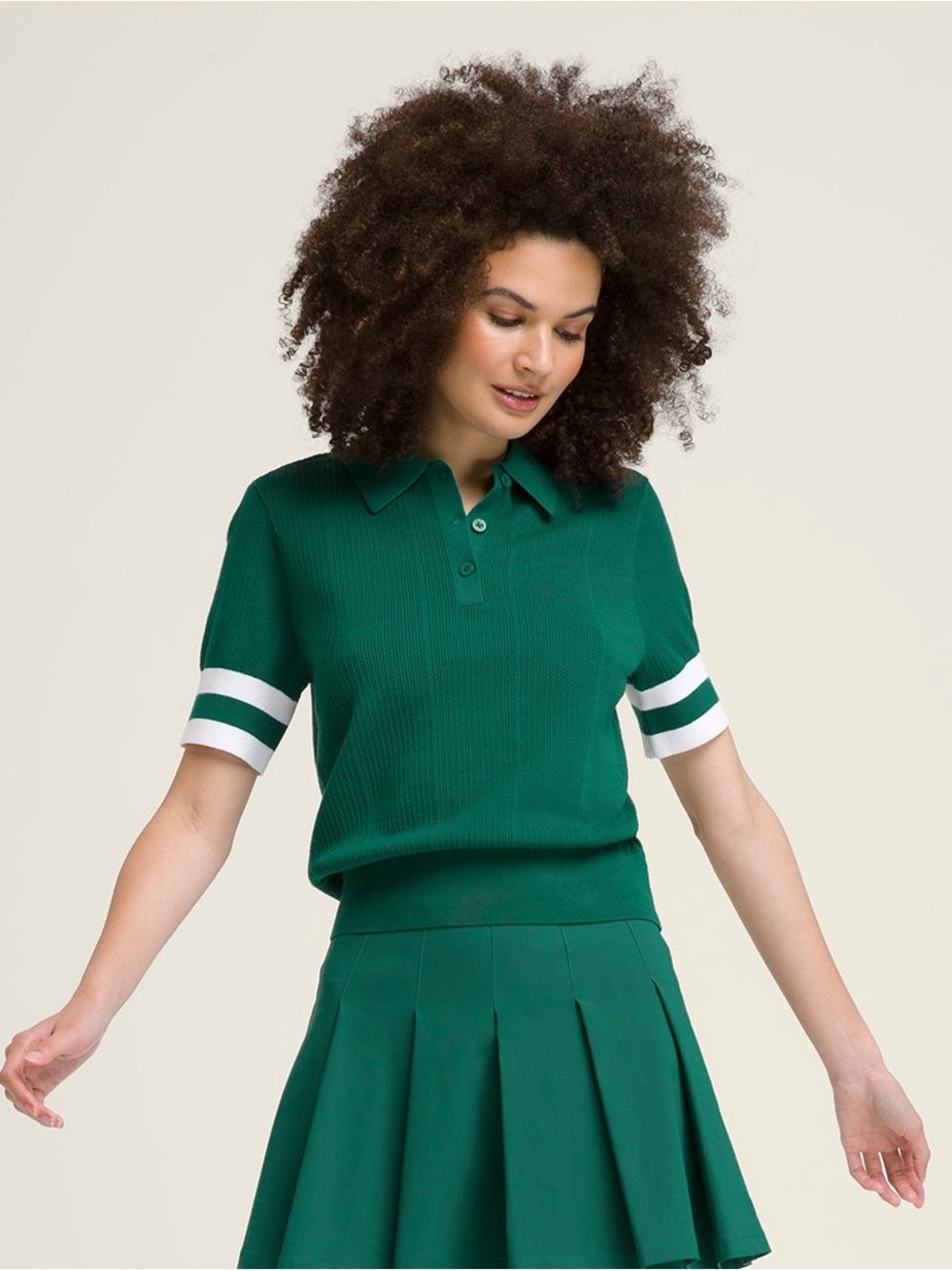 Wilson MEDIUM Essex short sleeve knit polo shirt in Club Green - Picture 2 of 8